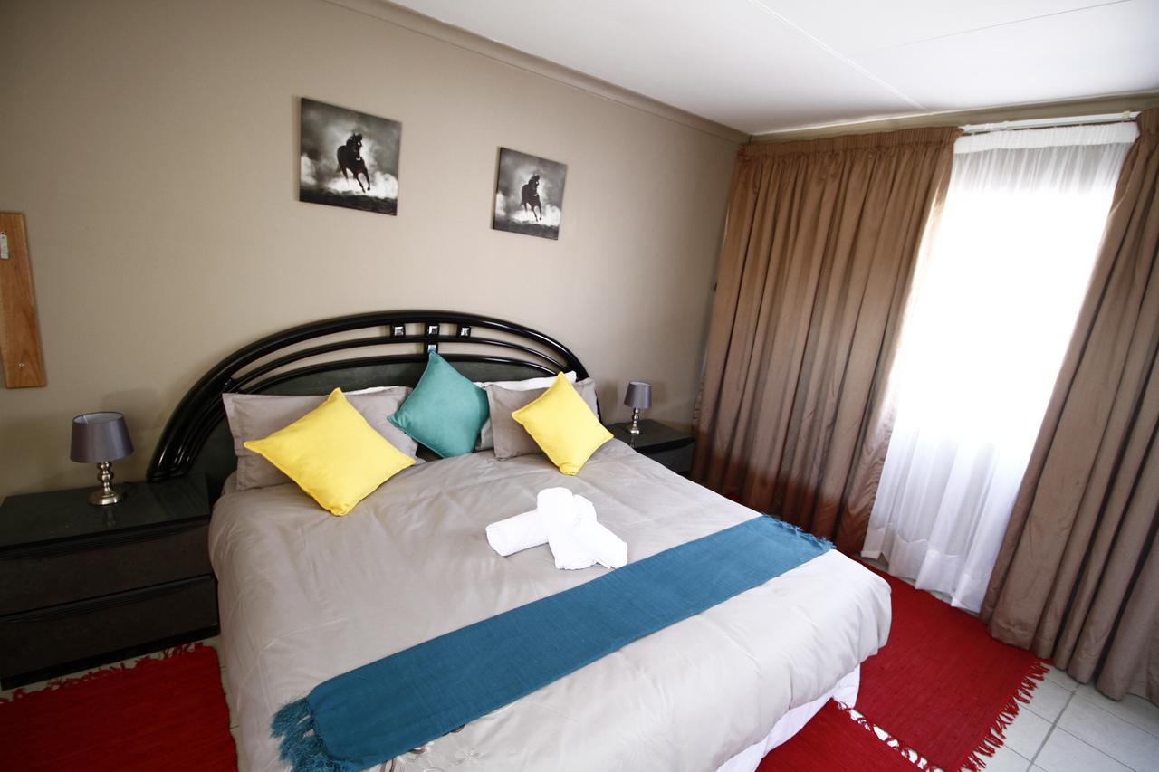 Waterfall Guesthouse Мидранд Экстерьер фото